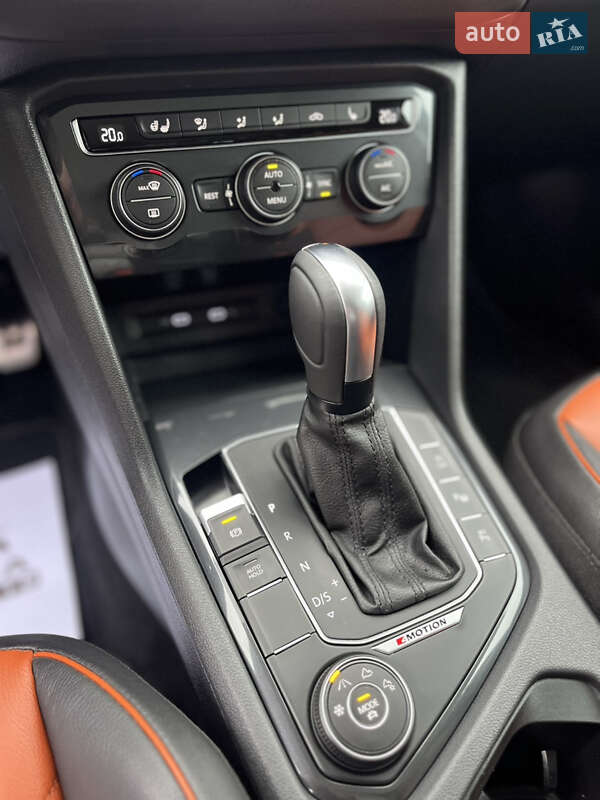 Позашляховик / Кросовер Volkswagen Tiguan Allspace 2020 в Житомирі