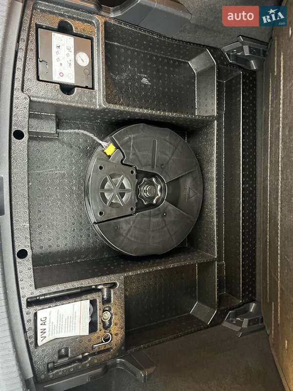 Позашляховик / Кросовер Volkswagen Tiguan Allspace 2020 в Житомирі