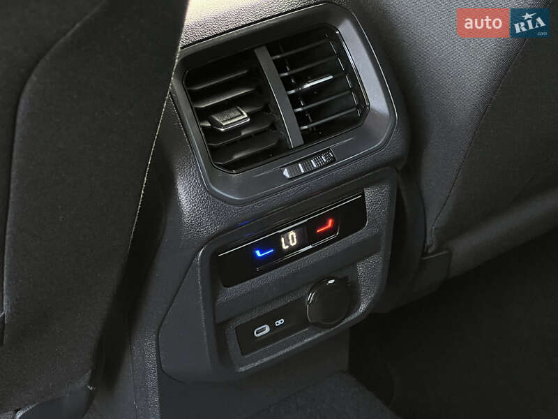 Позашляховик / Кросовер Volkswagen Tiguan Allspace 2022 в Луцьку