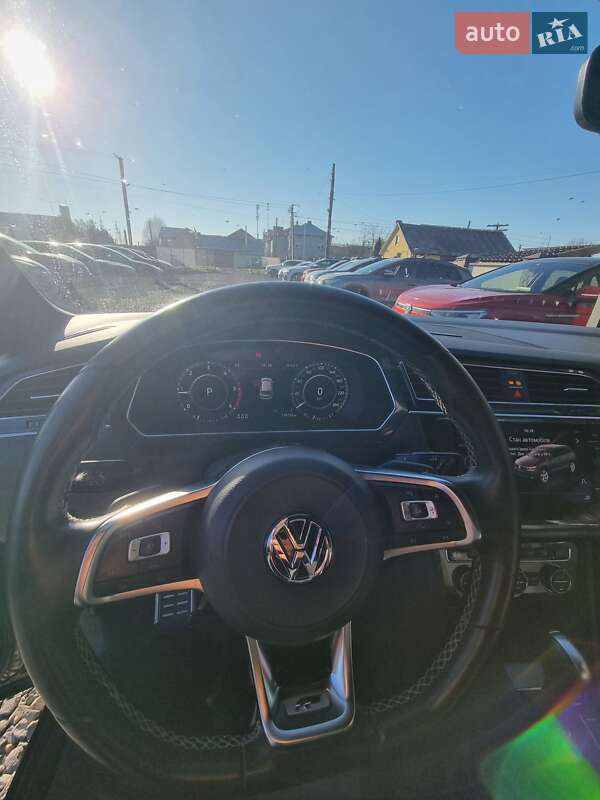 Внедорожник / Кроссовер Volkswagen Tiguan Allspace 2018 в Львове