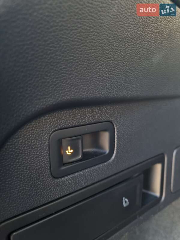 Внедорожник / Кроссовер Volkswagen Tiguan Allspace 2018 в Львове