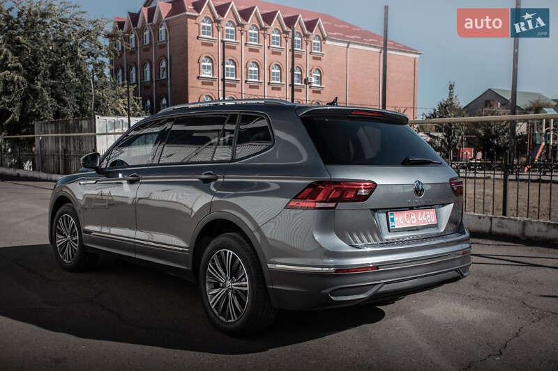 Внедорожник / Кроссовер Volkswagen Tiguan Allspace 2024 в Черновцах