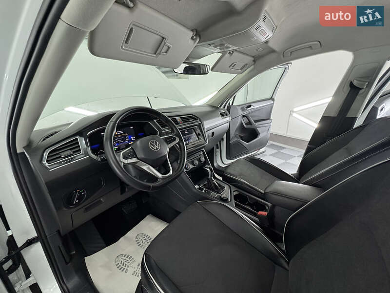 Внедорожник / Кроссовер Volkswagen Tiguan Allspace 2022 в Трускавце