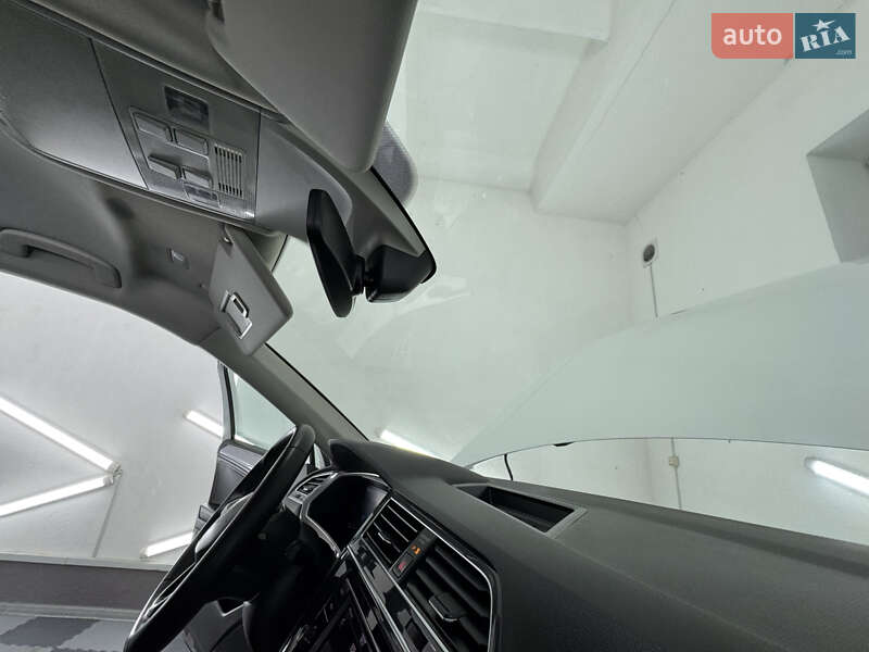 Внедорожник / Кроссовер Volkswagen Tiguan Allspace 2022 в Трускавце