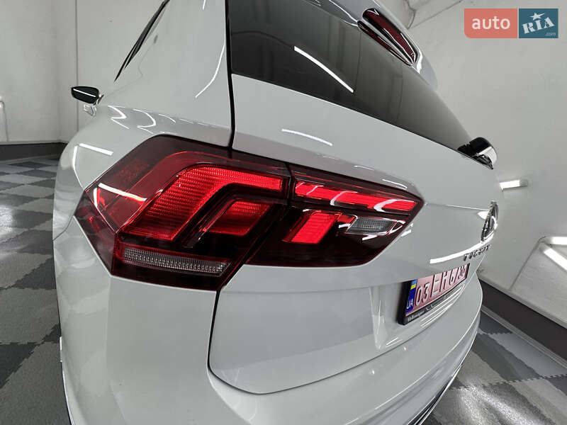 Внедорожник / Кроссовер Volkswagen Tiguan Allspace 2022 в Трускавце