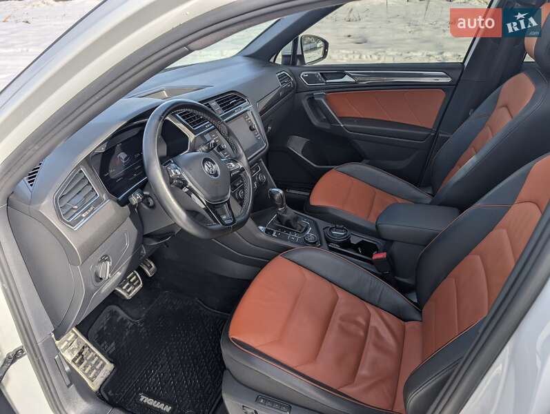 Внедорожник / Кроссовер Volkswagen Tiguan Allspace 2018 в Львове