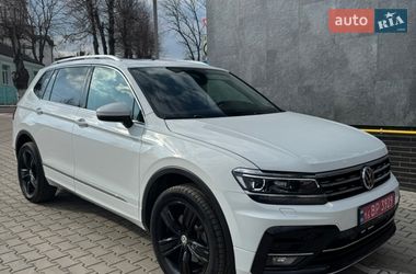 Внедорожник / Кроссовер Volkswagen Tiguan Allspace 2020 в Ставище