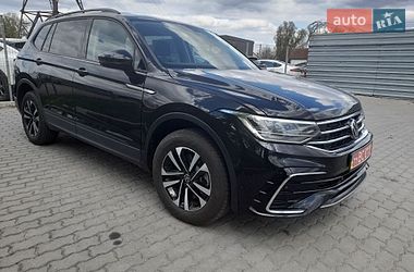 Внедорожник / Кроссовер Volkswagen Tiguan Allspace 2023 в Кременчуге