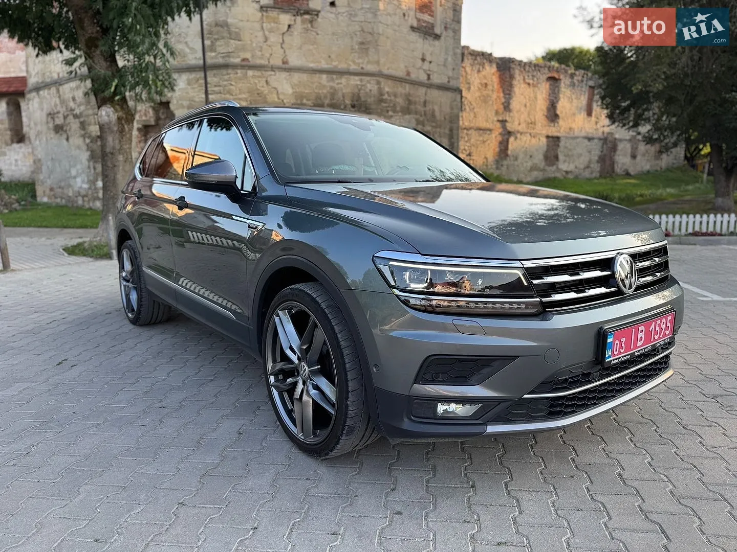 2018 Volkswagen Tiguan - мініатюра 2