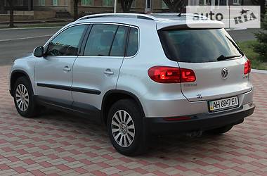 Внедорожник / Кроссовер Volkswagen Tiguan 2008 в Кадиевке