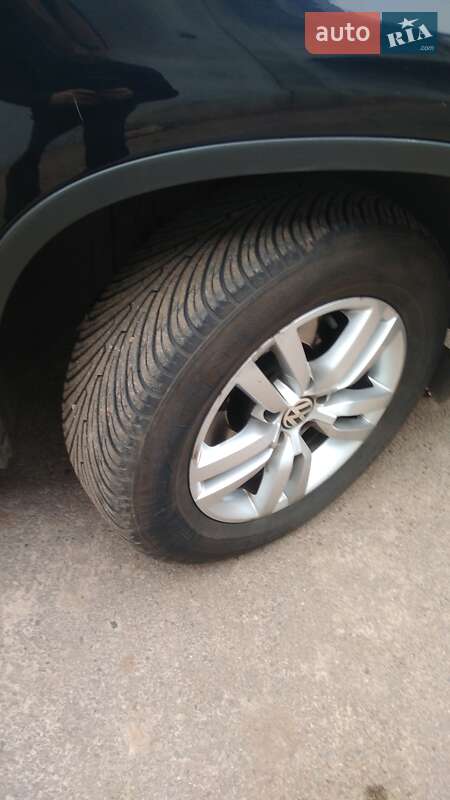 Позашляховик / Кросовер Volkswagen Tiguan 2013 в Кривому Розі