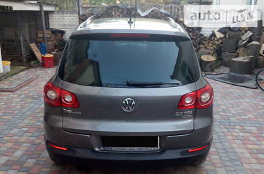 Позашляховик / Кросовер Volkswagen Tiguan 2011 в 