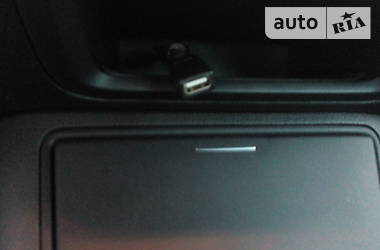 Позашляховик / Кросовер Volkswagen Tiguan 2011 в 