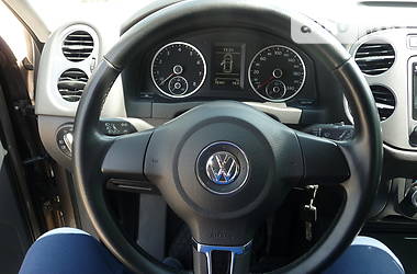 Позашляховик / Кросовер Volkswagen Tiguan 2012 в Дніпрі