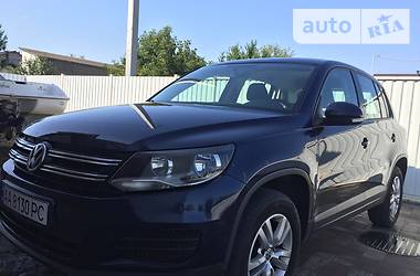 Внедорожник / Кроссовер Volkswagen Tiguan 2012 в Киеве