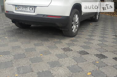 Внедорожник / Кроссовер Volkswagen Tiguan 2013 в Краматорске