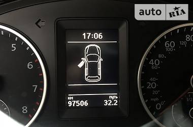 Позашляховик / Кросовер Volkswagen Tiguan 2015 в 