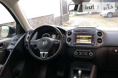 Позашляховик / Кросовер Volkswagen Tiguan 2011 в Тячеві