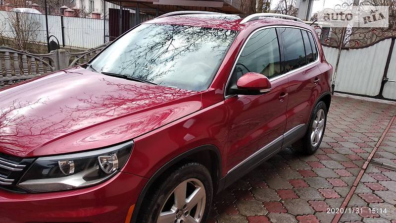 Позашляховик / Кросовер Volkswagen Tiguan 2012 в Новоселиці
