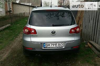 Позашляховик / Кросовер Volkswagen Tiguan 2008 в 