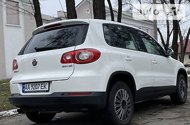 Внедорожник / Кроссовер Volkswagen Tiguan 2008 в Каменском