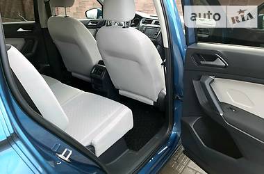 Позашляховик / Кросовер Volkswagen Tiguan 2017 в 
