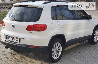 Позашляховик / Кросовер Volkswagen Tiguan 2017 в 