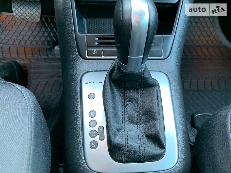 Позашляховик / Кросовер Volkswagen Tiguan 2014 в Харкові