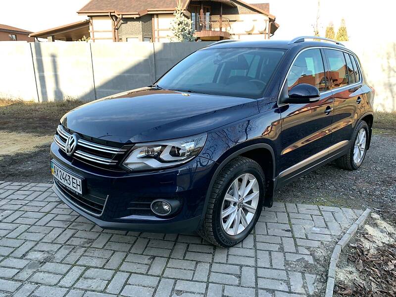 Позашляховик / Кросовер Volkswagen Tiguan 2014 в Харкові