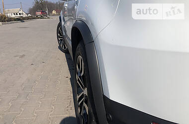Внедорожник / Кроссовер Volkswagen Tiguan 2014 в Виннице