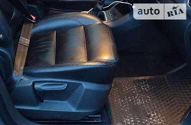 Позашляховик / Кросовер Volkswagen Tiguan 2010 в 
