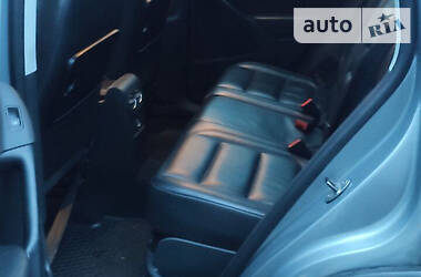 Позашляховик / Кросовер Volkswagen Tiguan 2010 в 