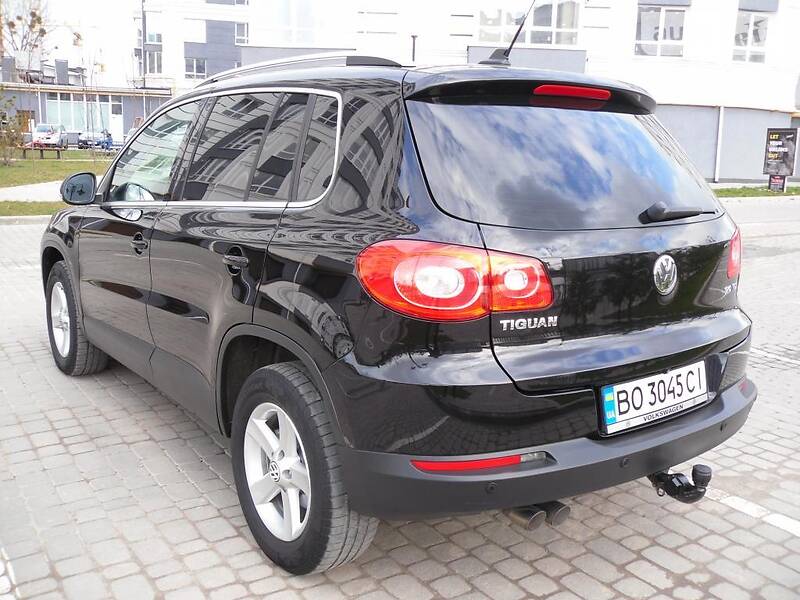 Позашляховик / Кросовер Volkswagen Tiguan 2009 в Івано-Франківську