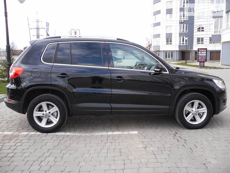 Позашляховик / Кросовер Volkswagen Tiguan 2009 в Івано-Франківську
