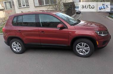 Внедорожник / Кроссовер Volkswagen Tiguan 2012 в Херсоне