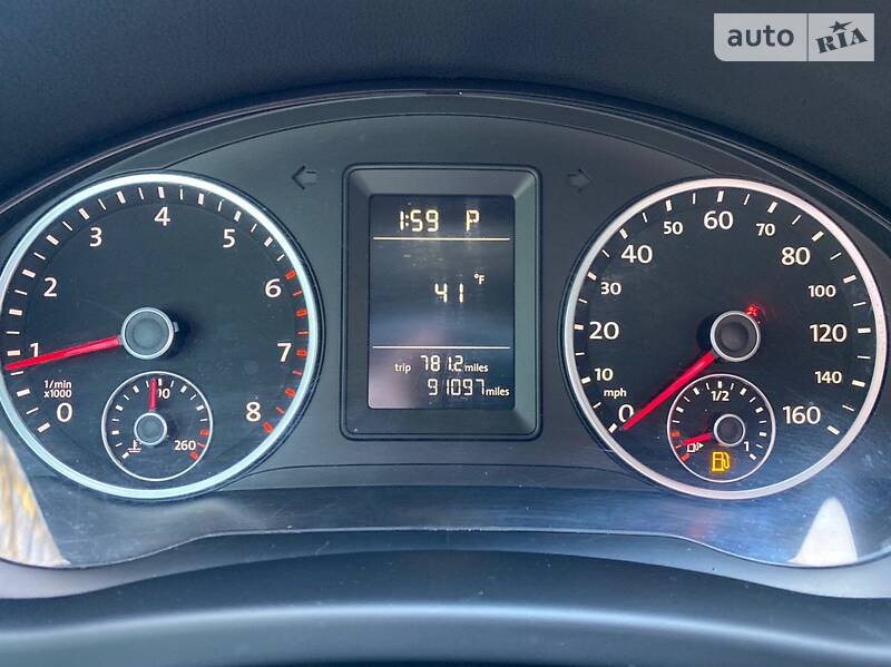 Позашляховик / Кросовер Volkswagen Tiguan 2011 в Луцьку