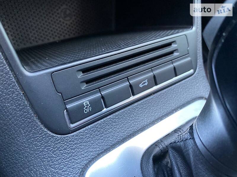 Позашляховик / Кросовер Volkswagen Tiguan 2011 в Луцьку