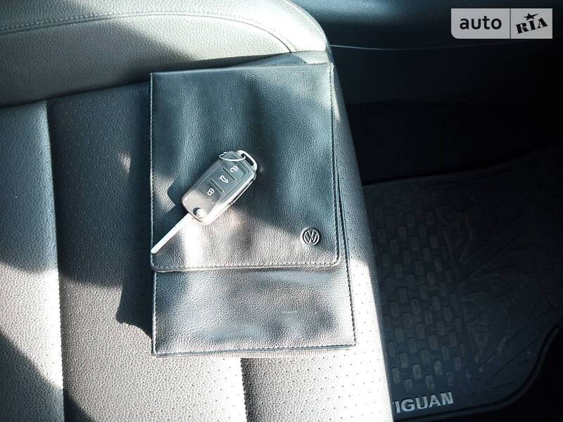 Позашляховик / Кросовер Volkswagen Tiguan 2015 в Нікополі