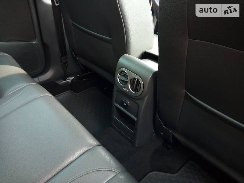 Позашляховик / Кросовер Volkswagen Tiguan 2015 в Нікополі