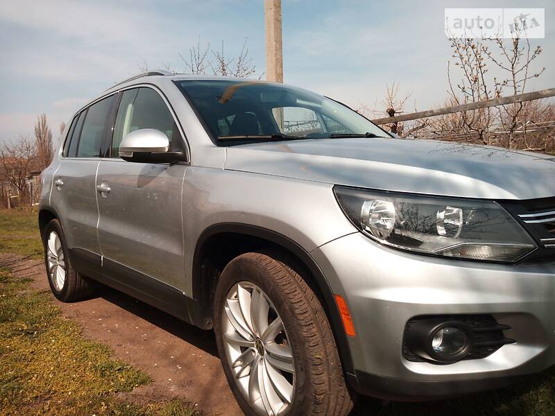 Позашляховик / Кросовер Volkswagen Tiguan 2015 в Нікополі