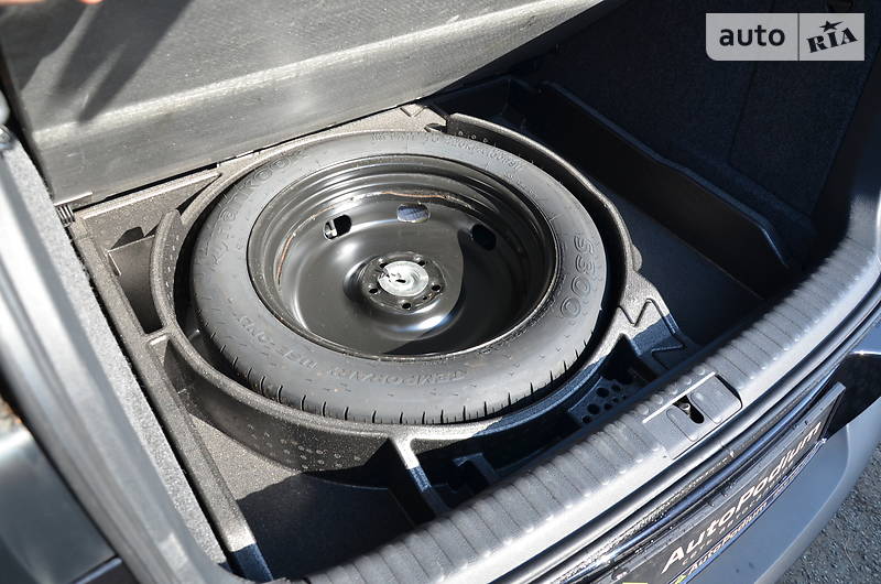 Позашляховик / Кросовер Volkswagen Tiguan 2017 в Києві