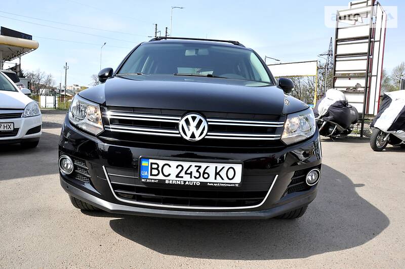 Позашляховик / Кросовер Volkswagen Tiguan 2017 в 