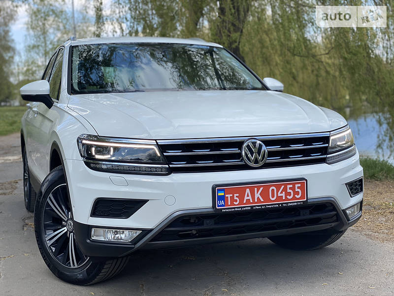 Позашляховик / Кросовер Volkswagen Tiguan 2016 в Рівному