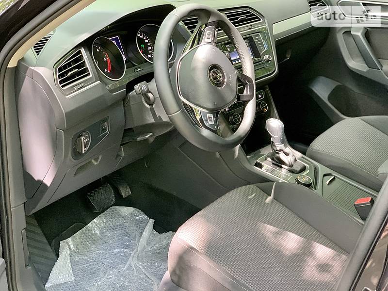 Позашляховик / Кросовер Volkswagen Tiguan 2017 в Києві