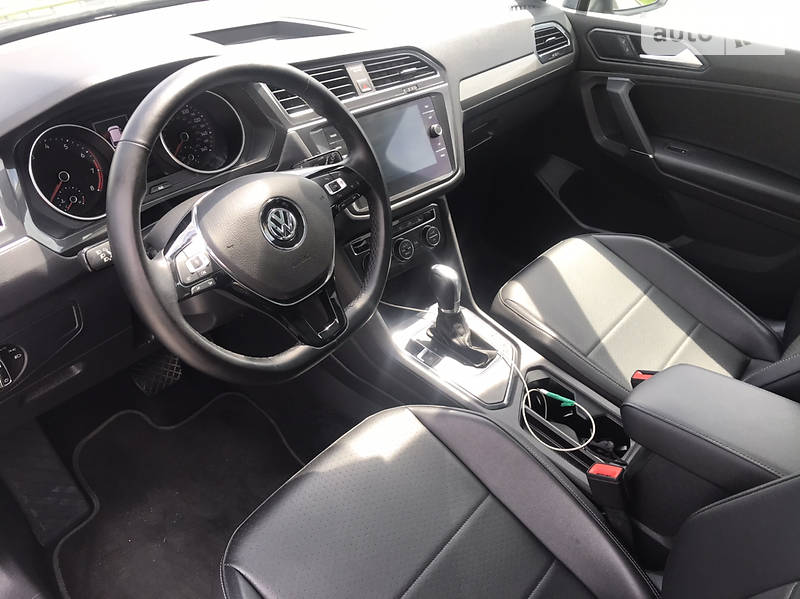 Позашляховик / Кросовер Volkswagen Tiguan 2017 в Львові
