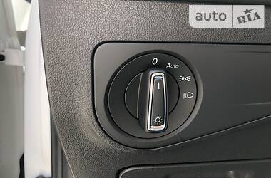 Внедорожник / Кроссовер Volkswagen Tiguan 2018 в 