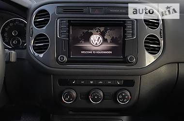 Внедорожник / Кроссовер Volkswagen Tiguan 2016 в Херсоне