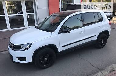 Внедорожник / Кроссовер Volkswagen Tiguan 2014 в Черкассах