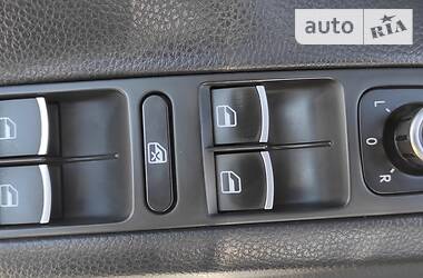 Внедорожник / Кроссовер Volkswagen Tiguan 2012 в 