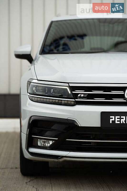 Внедорожник / Кроссовер Volkswagen Tiguan 2018 в Ровно